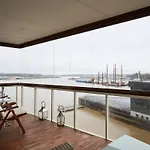 Family-friendly Seaside With Sauna, Wifi *