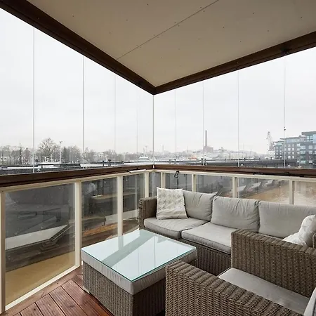 Family-friendly Seaside With Sauna, Wifi