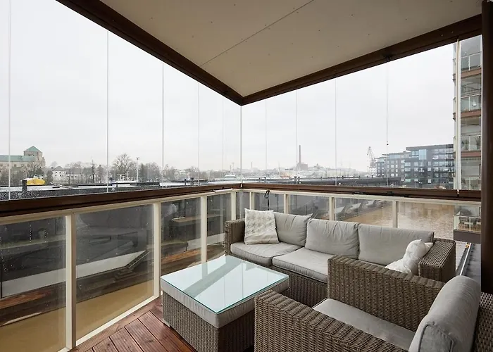 Family-friendly Seaside With Sauna, Wifi